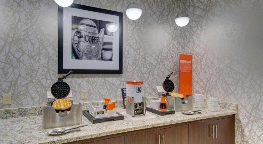 Hampton Inn & Suites Boston/Stoughton Kültér fotó